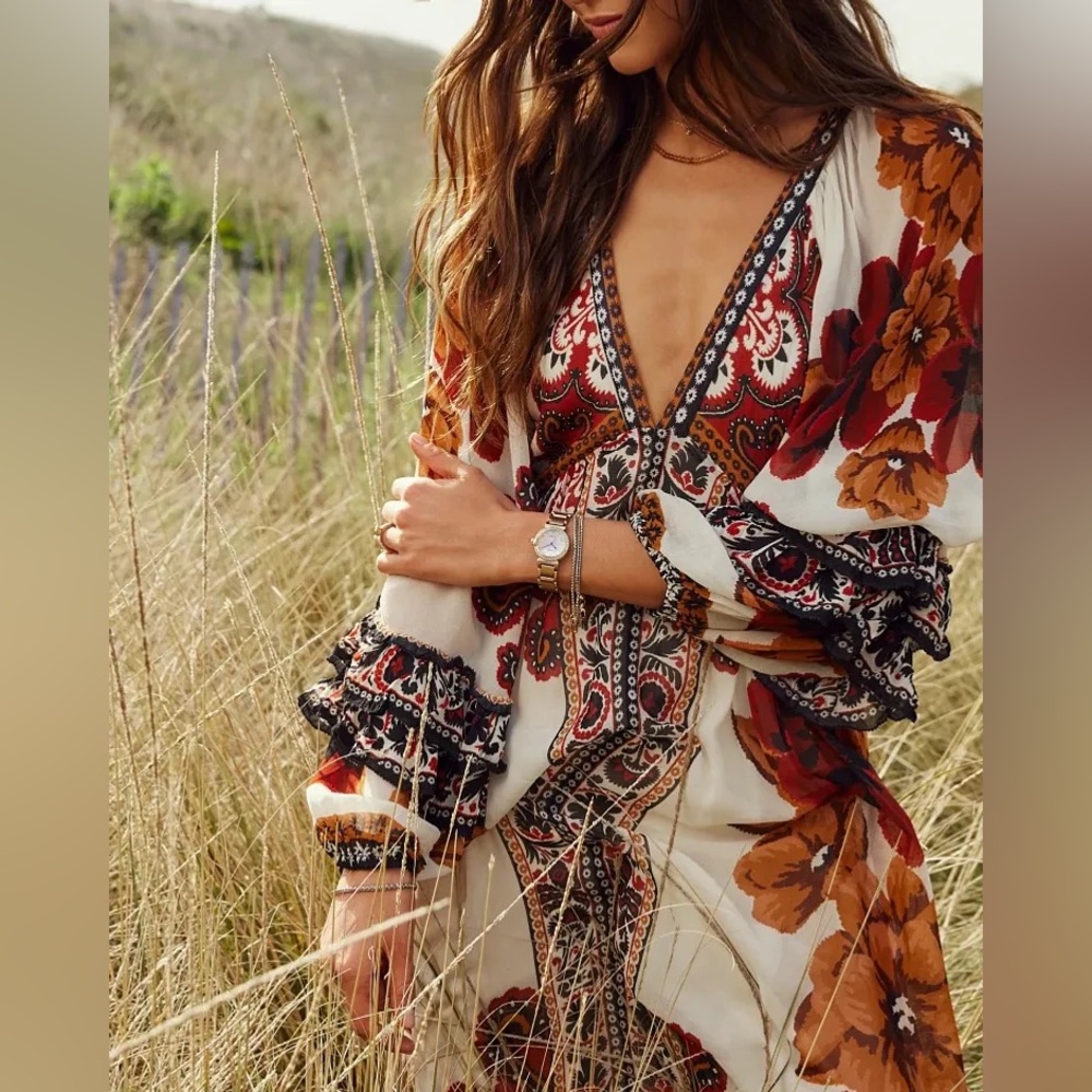 Farm Rio - Women's Winter Tapestry
V-Neck Maxi Dress - Picture 2 of 6